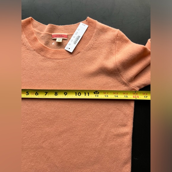 NWT J.Crew Cashmere Sweater.  Sz  XXS, side slits.  Tangerine/Orange Creamsicle. - Picture 3 of 6